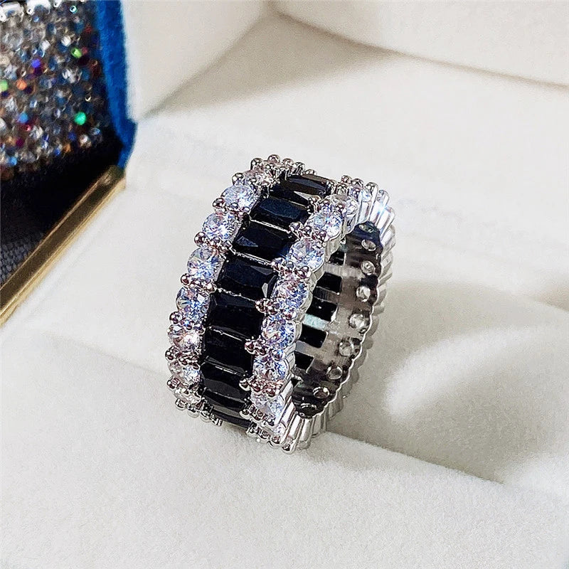Personality Black CZ Wedding Rings for Women Bling Bling Gorgeous Newly Designed Accessories High Quality Fashion Jewelry