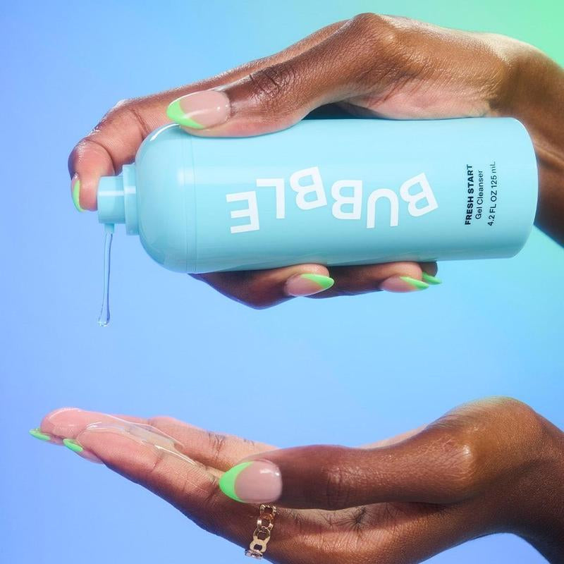 Bubble Skincare Fresh Start Gel Cleanser - Gentle Exfoliating Face Wash for Oily Skin - Formulated with Aloe Vera Juice + Caffeine to Protect and Soothe Complexion