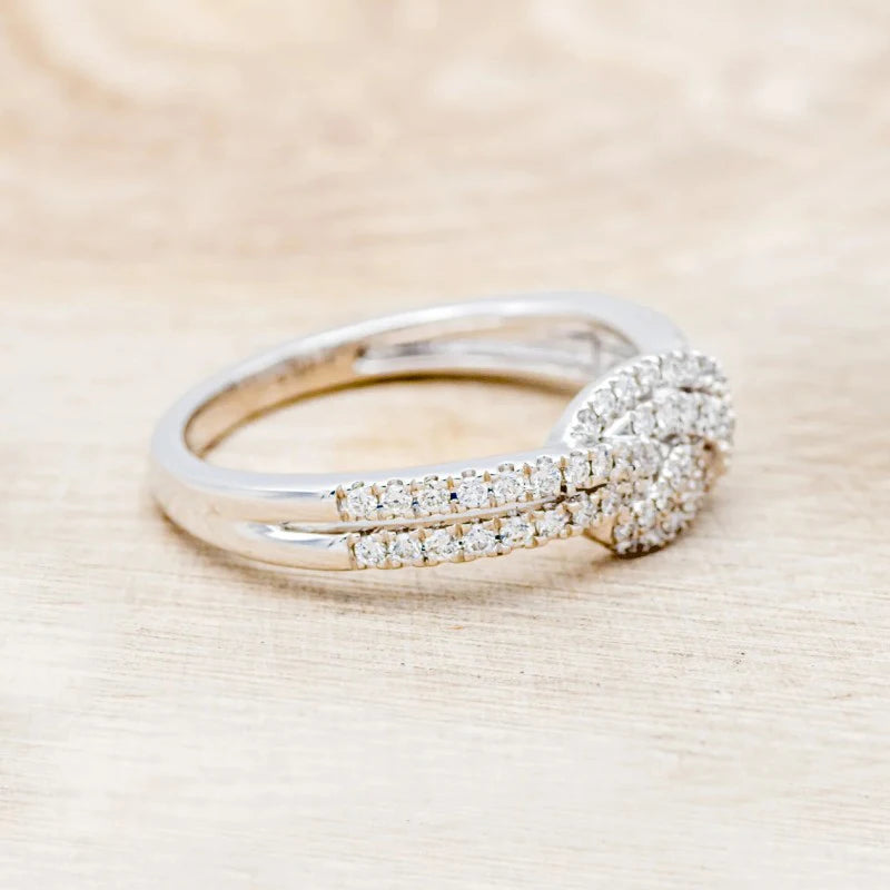 Silver Color Knot Rings for Women Luxury Inlaid Cubic Zirconia Newly Wedding Rings Fashion Female Accessory Trend Jewelry