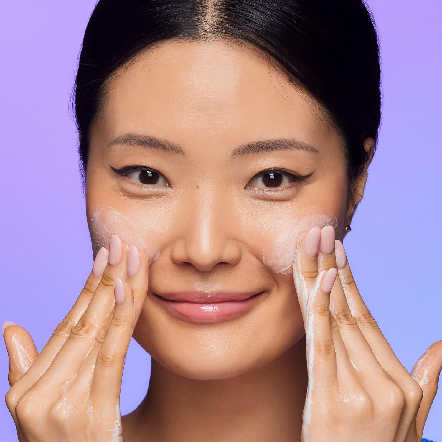LANEIGE Water Bank Cleansing Foam: Hydrating Face Wash and Makeup Remover with Hyaluronic Acid & Papain Enzyme for Smooth, Soft Skin