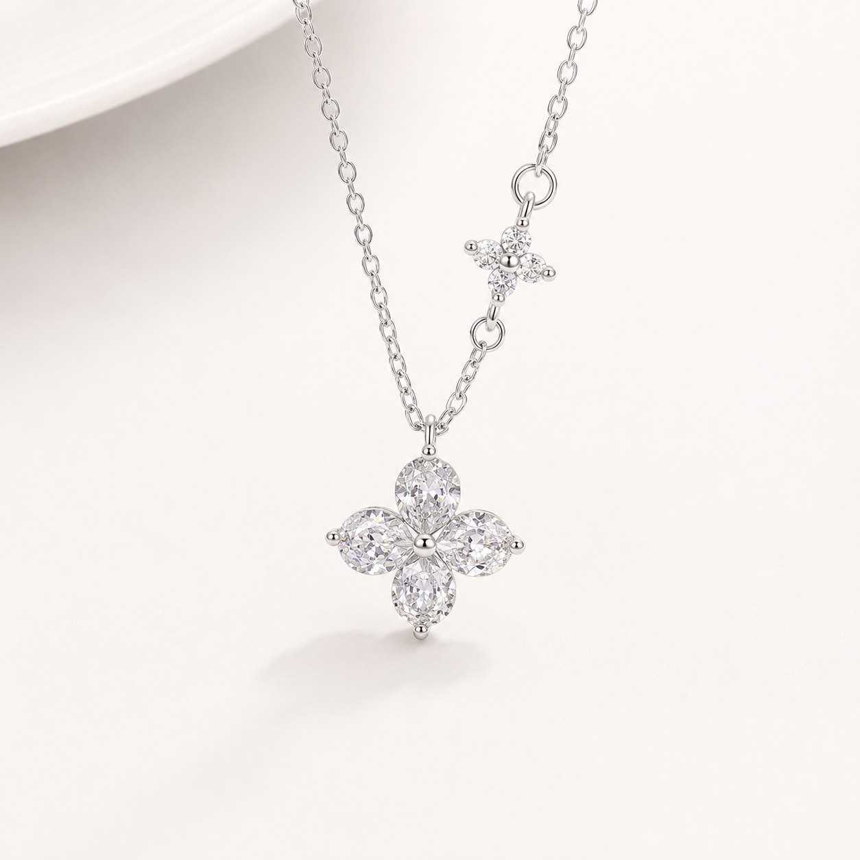 The Lucky Bloom Necklace